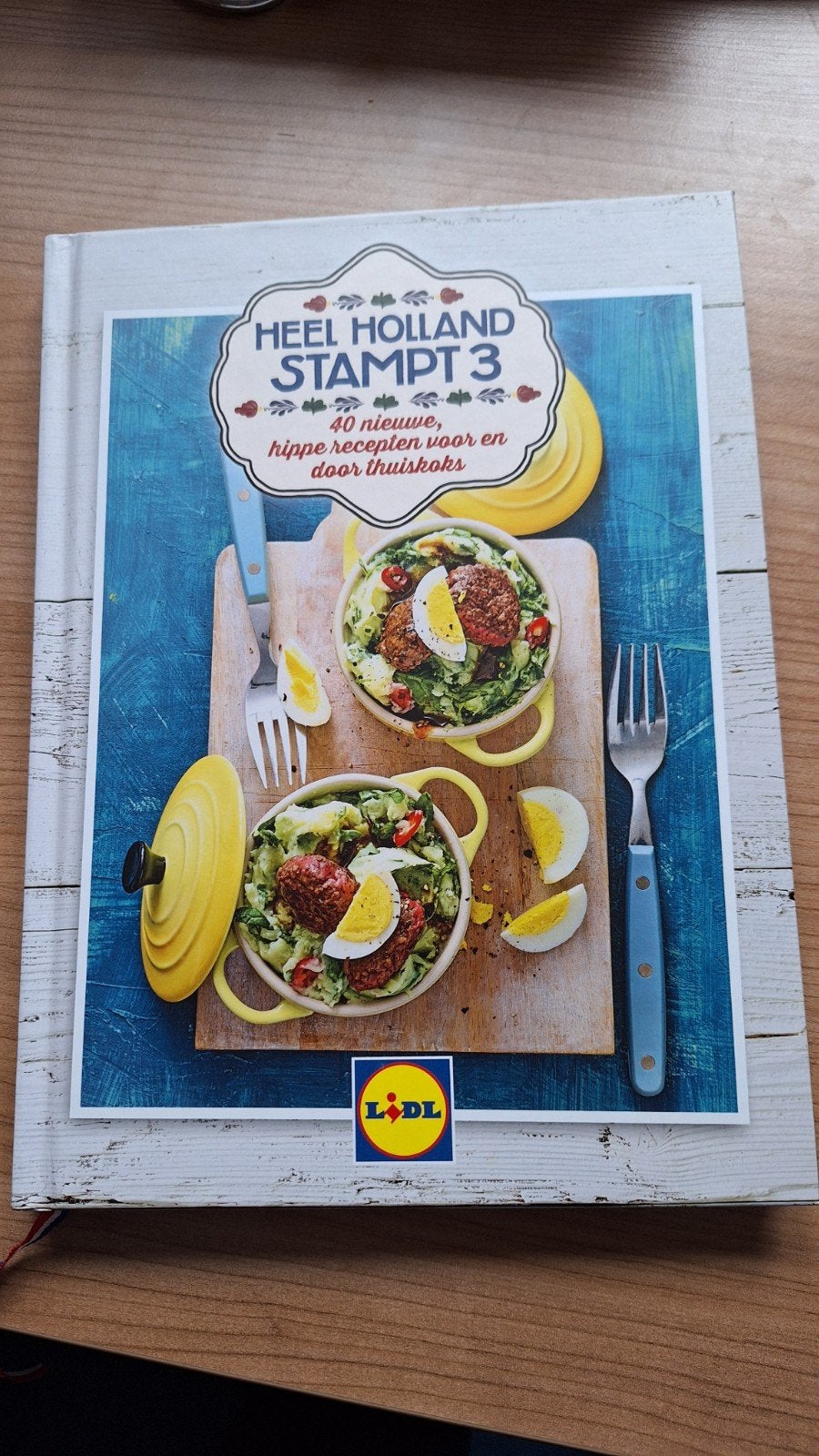 kookboek Heel Holland Stampt 3, Ophalen of Verzenden, Zo goed als nieuw, Nederland en België, Hoofdgerechten