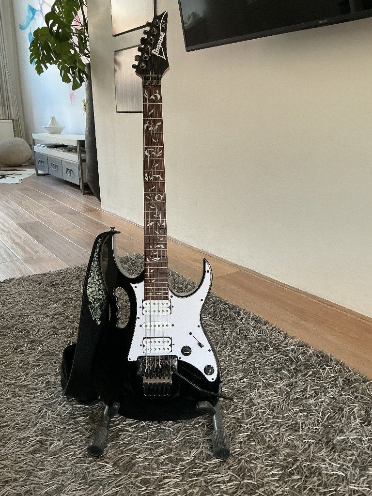 Ibanez Jem Jr zwart in nieuwstaat, Ophalen, Zo goed als nieuw, Solid body, Ibanez