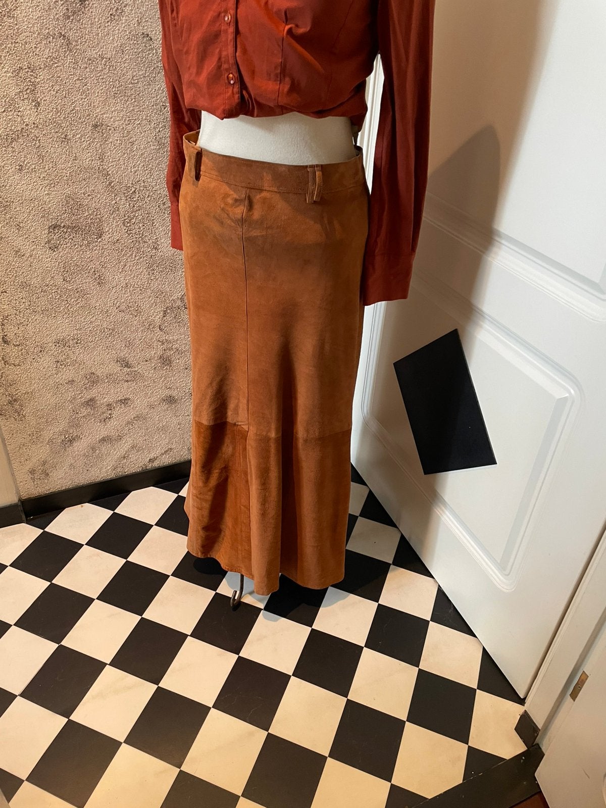 Gerry Weber lange suède cognac rok 36/38, Kleding | Dames, Bruin, Ophalen of Verzenden, Maat 36 (S), Gedragen