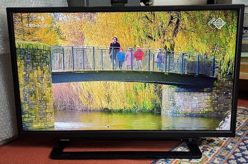 Toshiba 32 inch 81cm met HDMI USB DVB-C, Ophalen