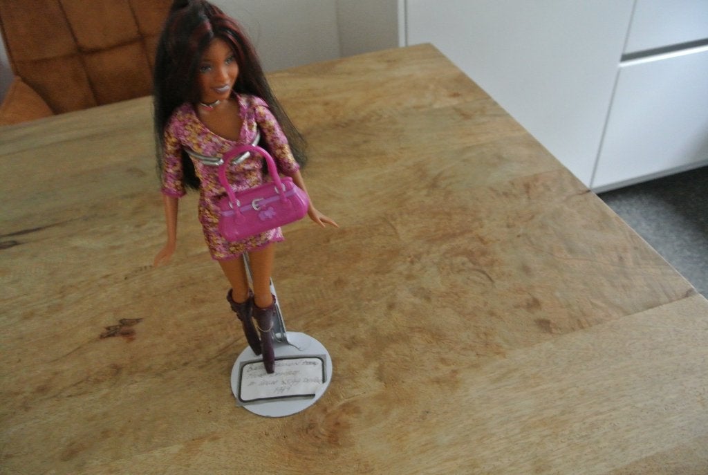 Barbie Fashion Fever Desiree/ nr 25, Verzamelen, Poppen, Ophalen of Verzenden, Nieuw, Pop