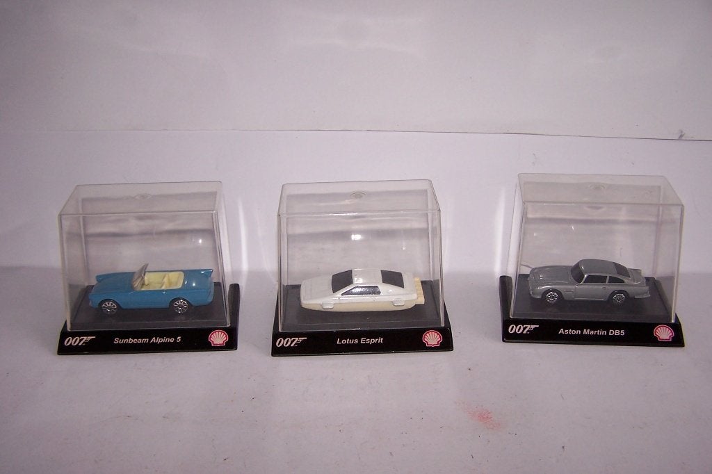 James Bond 007 Shell Collectie Modelauto's (3 stuks) Nieuw., Hobby en Vrije tijd, Modelauto's | 1:43, Nieuw, Auto, Overige merken