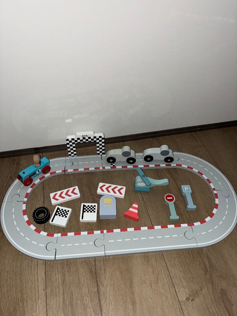 houten wegdelen racebaan met auto's en helikopter, Ophalen of Verzenden, Handmatig, Overige merken