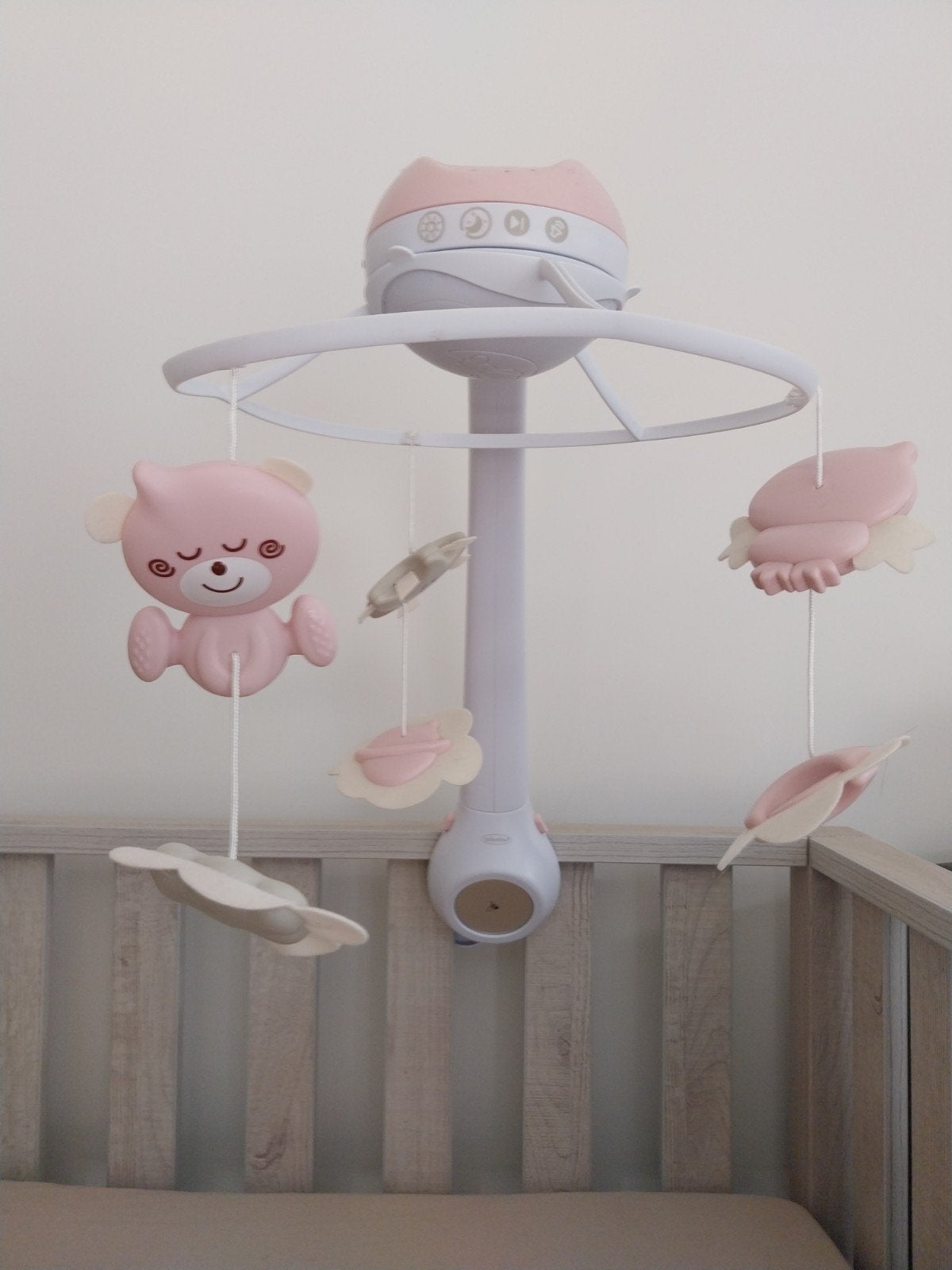 Infantino Mobiel met Projector en White Noise - Roze/Wit, Ophalen, Zo goed als nieuw, Mobiel, Met licht