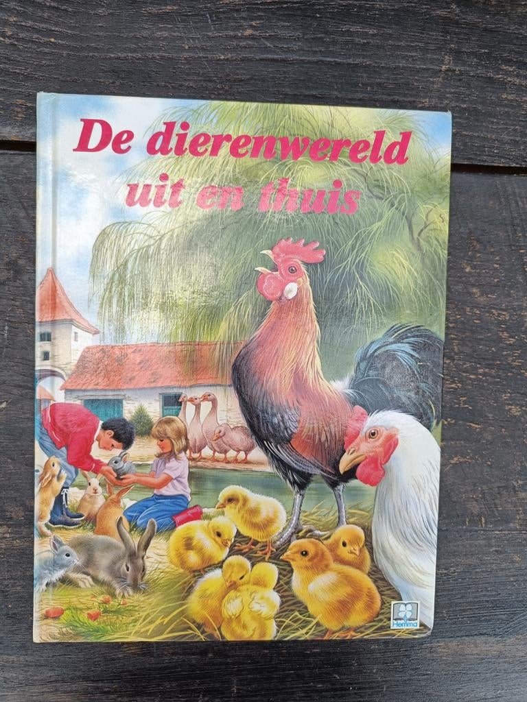 De Dierenwereld Uit En Thuis - Kinderboek, Ophalen of Verzenden, Gelezen, Attie Spitzers, 3 tot 4 jaar