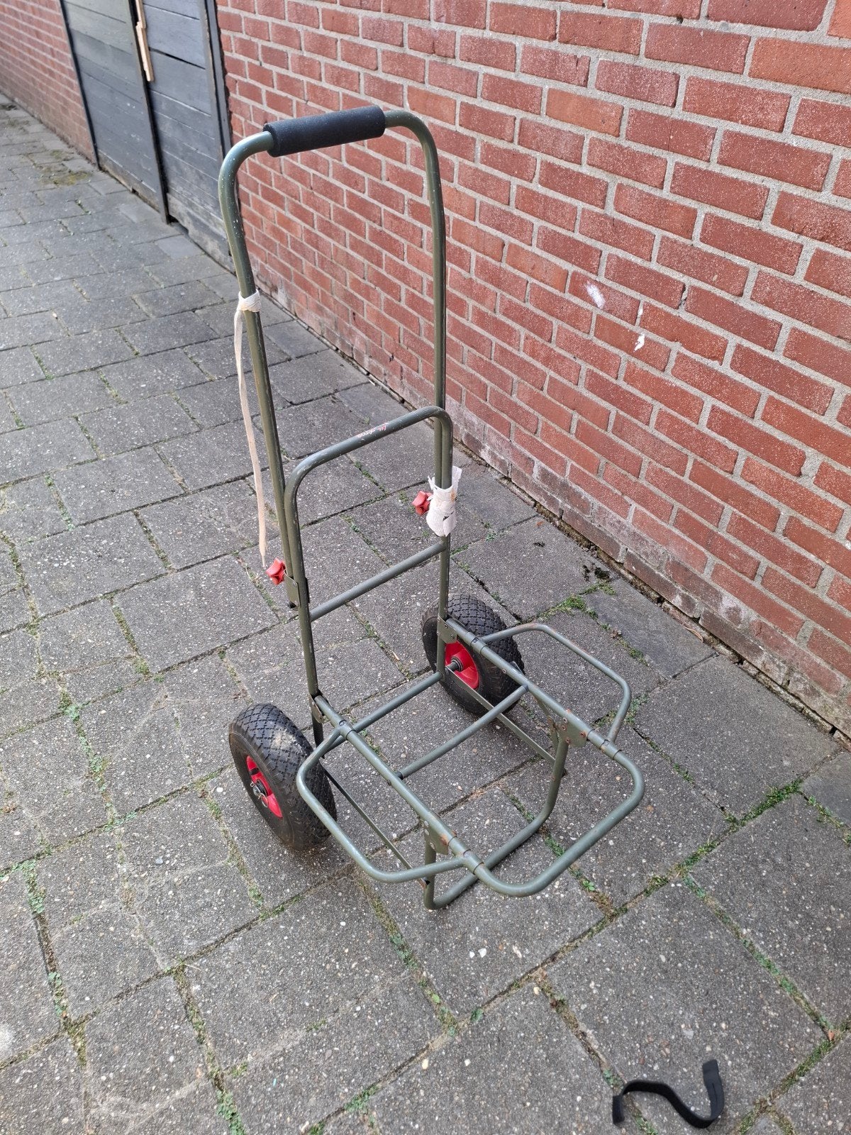 Complete zeevisuitrusting: molens, hengels, lijnen en meer, Ophalen, Gebruikt, Complete hengel