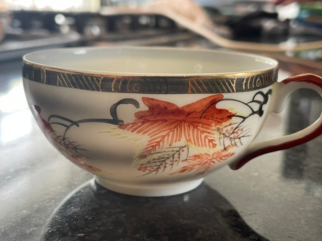 Vintage Japans theeservies met esdoornblad decoratie, Antiek en Kunst, Ophalen of Verzenden