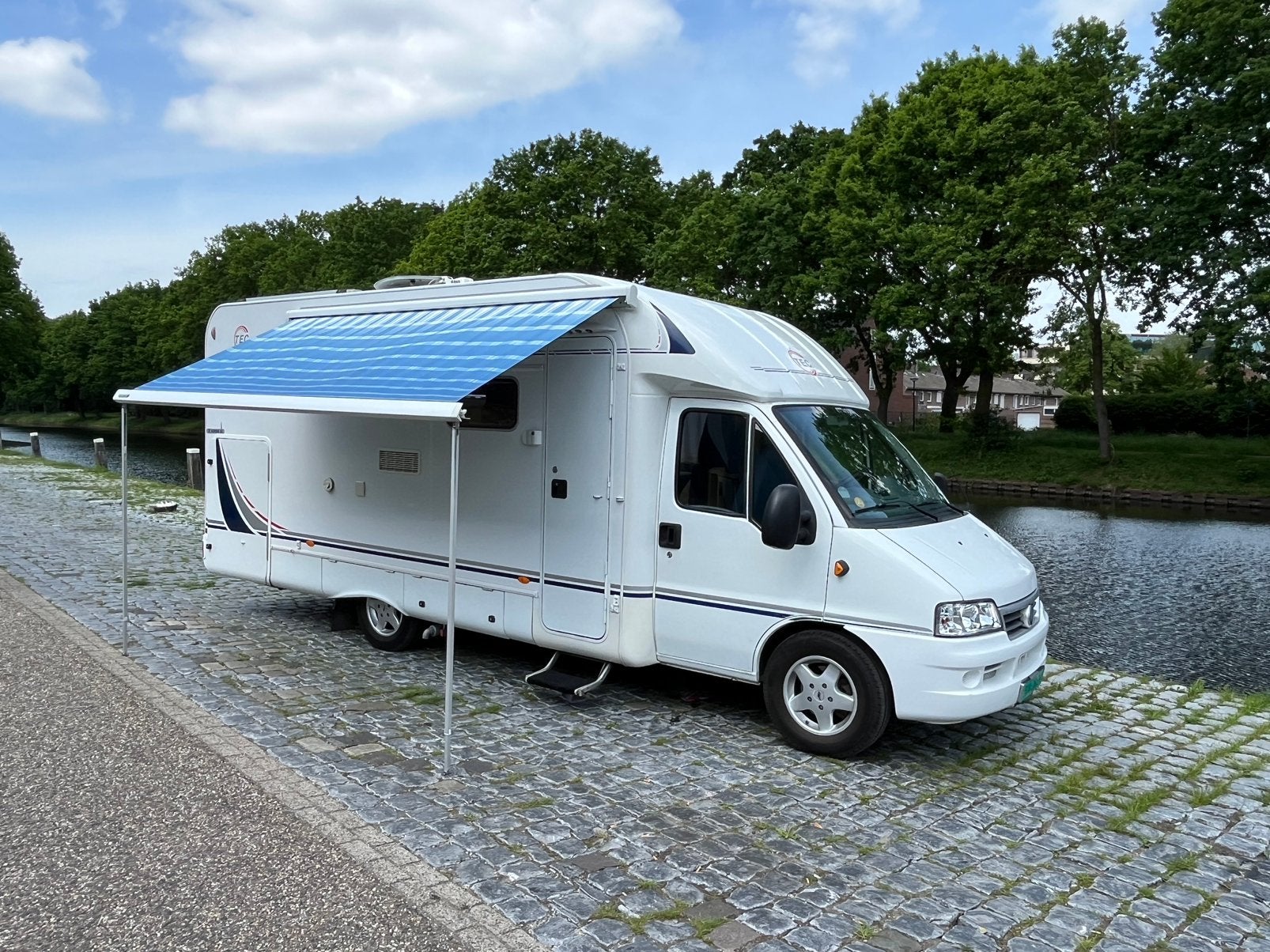 Fiat Ducato 2.8 JTD TEC Camper 2003 | Vast bed | XL garage, Caravans en Kamperen, Caravans, Vast bed, T.E.C., Treinzit, Particulier