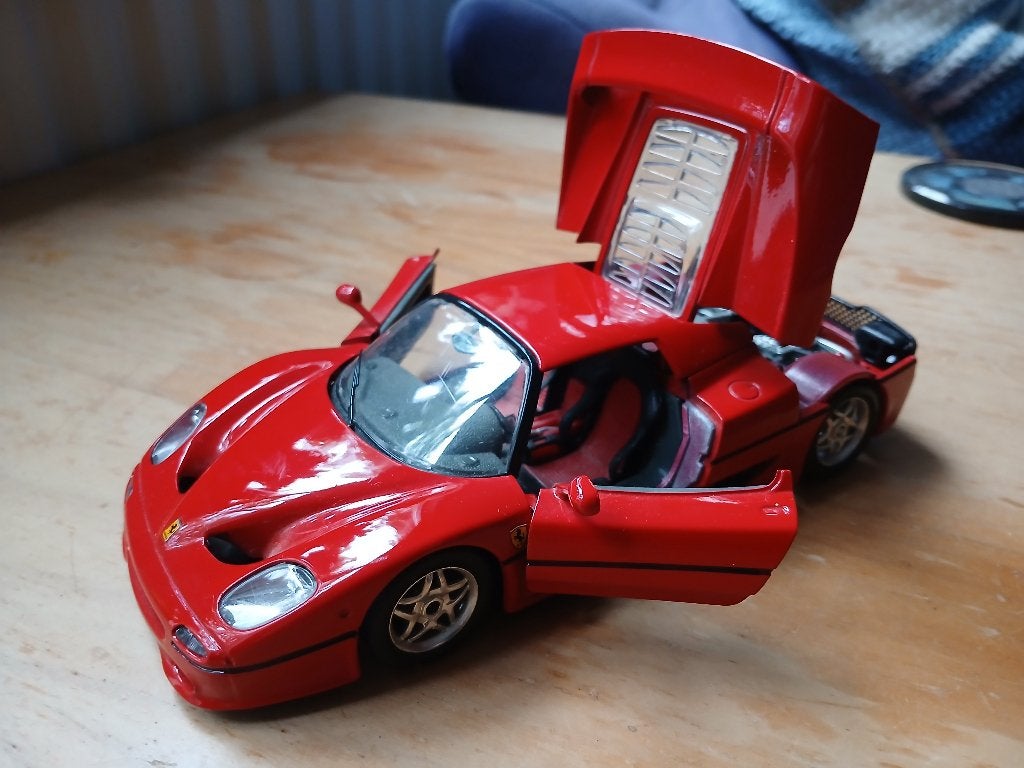 Bburago en Maisto modelauto's 1:18 en 1:24, Ophalen, Gebruikt, Auto, Bburago