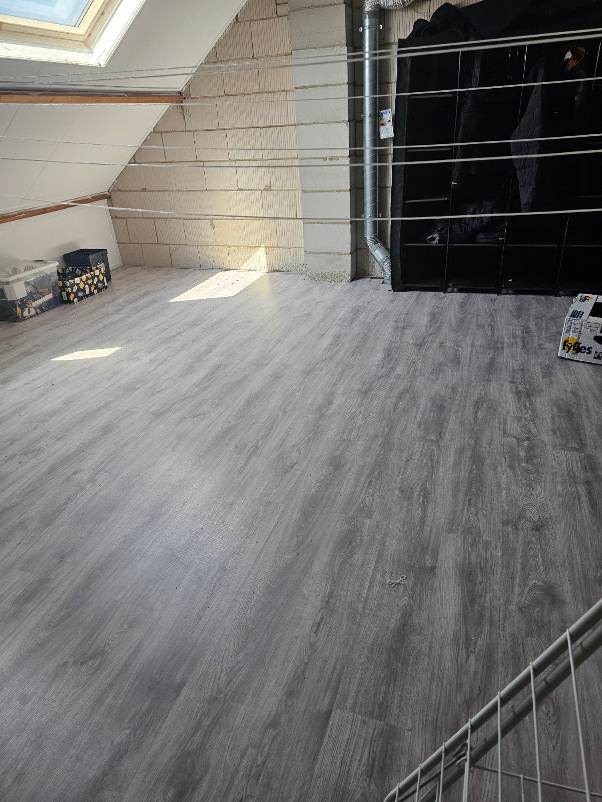 gratis laminaat ong. 30m2, Ophalen
