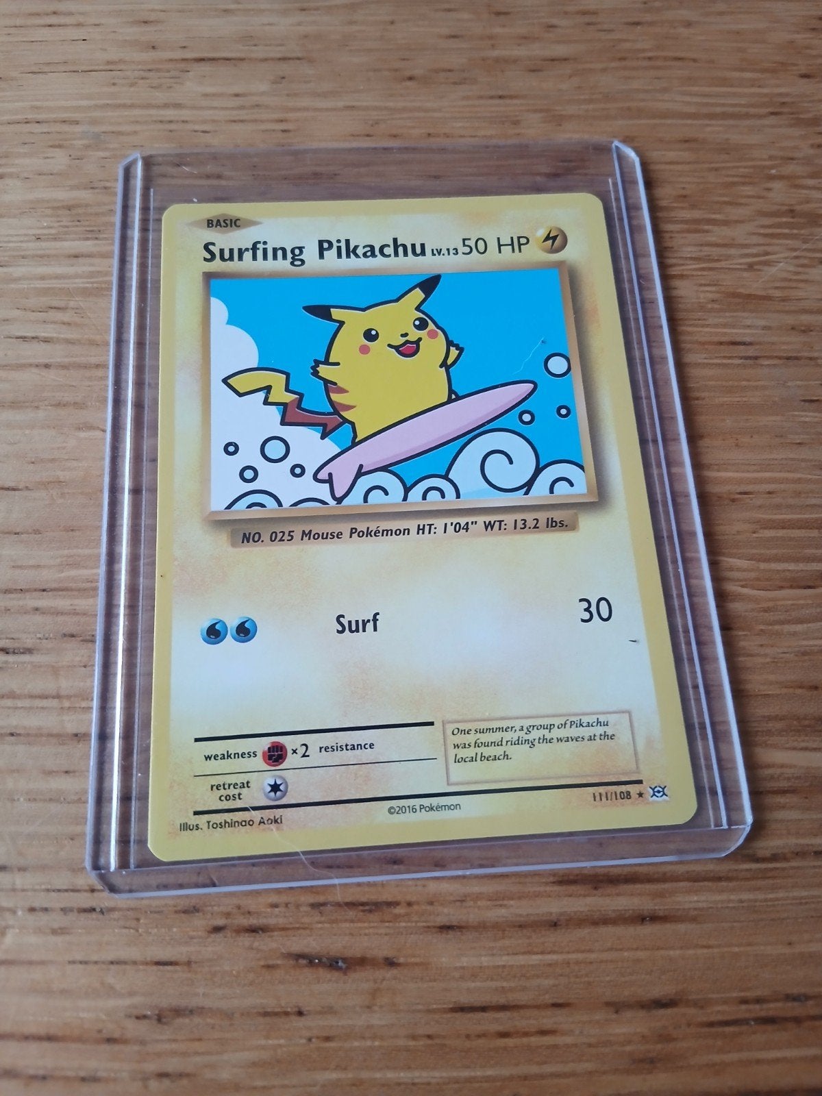 Surfing Pikachu Pokémon Kaart (2016), Ophalen of Verzenden, Zo goed als nieuw, Losse kaart