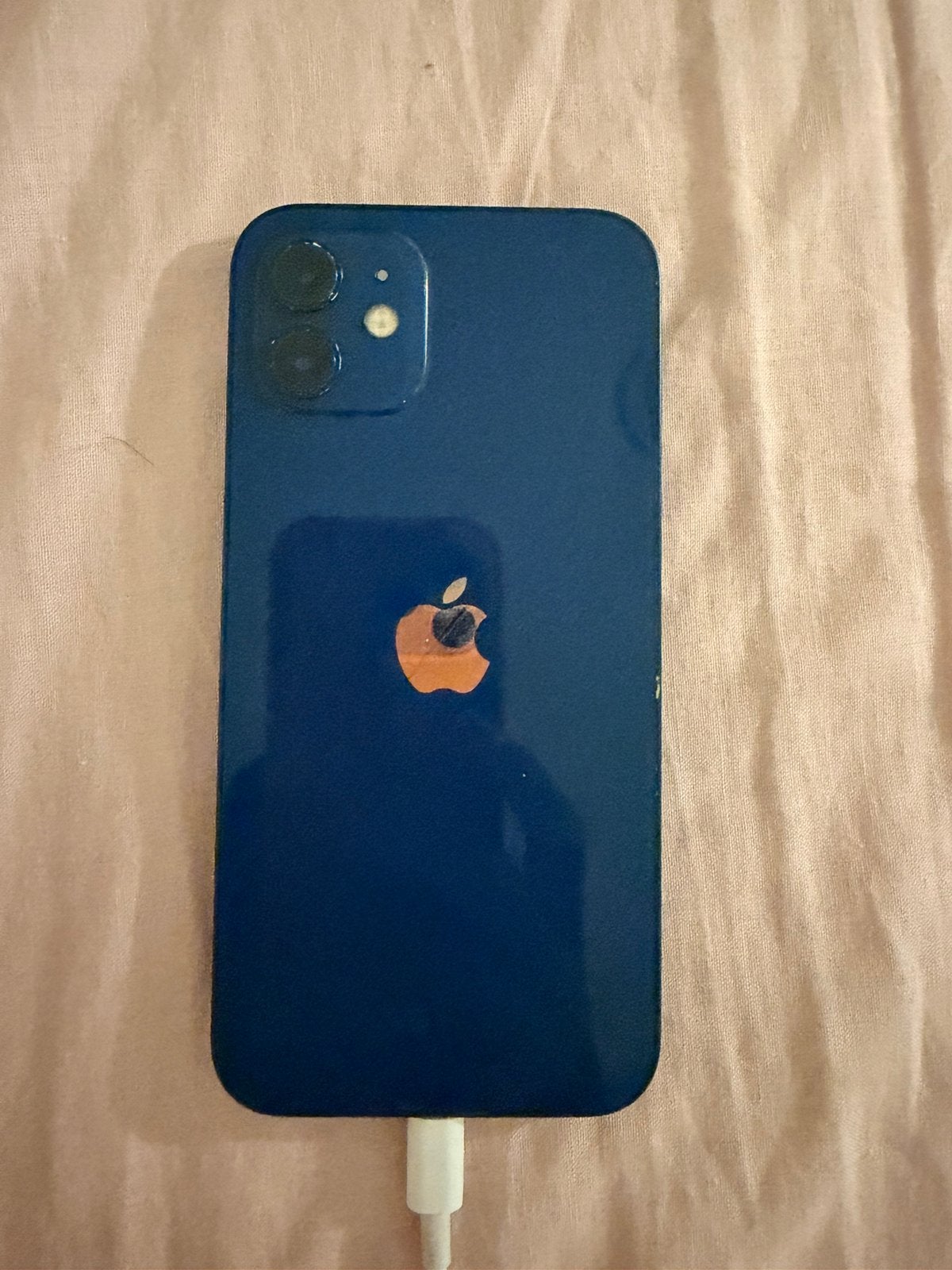 Foto 4 van Iphone 12 donkerblauw 128 GB