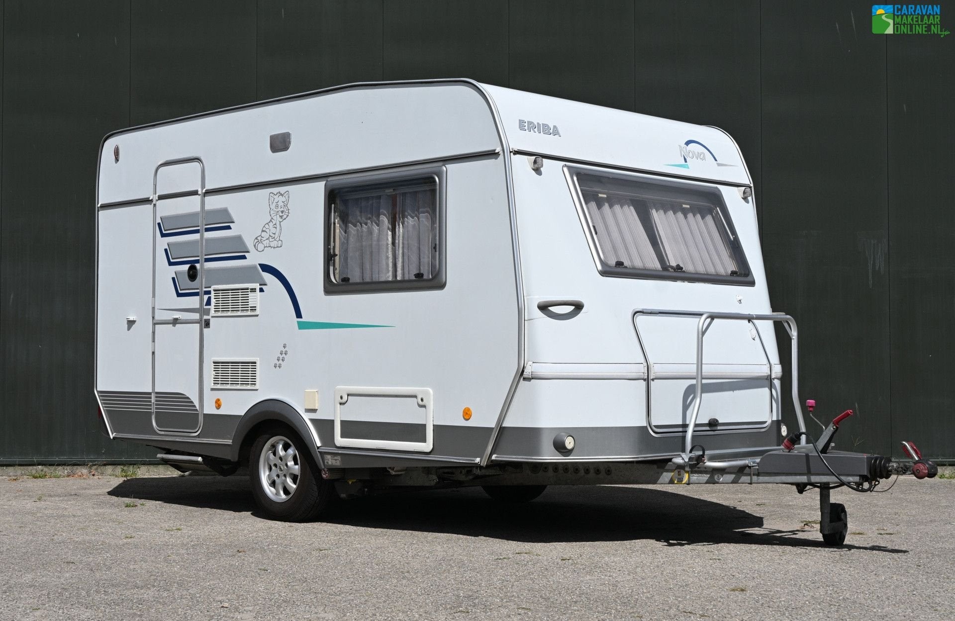 Eriba Nova 392 B Voorten|Mover|Fietsdr|Boiler|Onderhoud26, Standaardzit, Tot en met 2, Bedrijf, 750 - 1000 kg