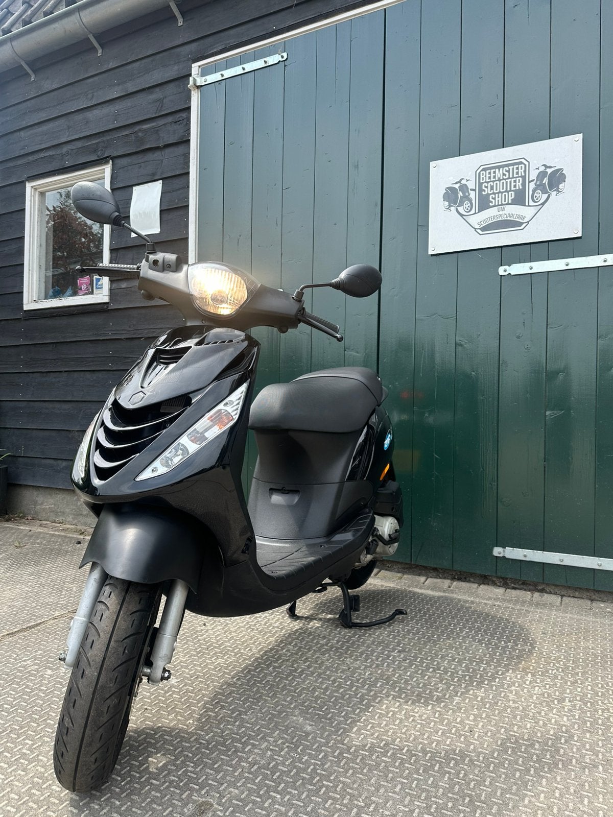 Piaggio Zip 4T 2V Carburateur - kickstart model met 4700 km, Ophalen, Zo goed als nieuw