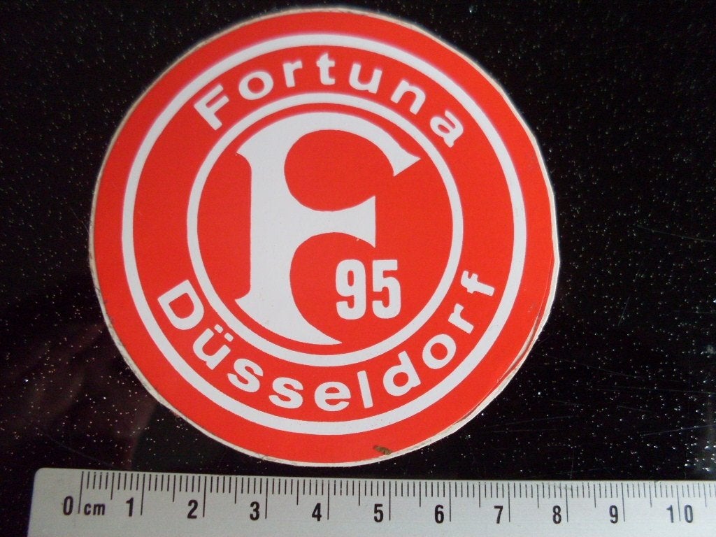 sticker fortuna dusseldorf F95 logo voetbalclub duitsland, Verzenden, Zo goed als nieuw, Sport