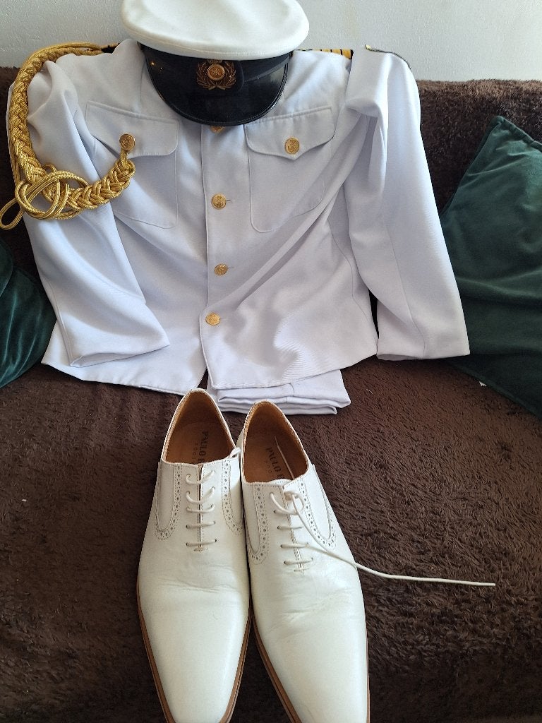 Complete witte marine officiers uniform, maat 54/L, Maat 52/54 (L), Carnaval, Ophalen of Verzenden, Zo goed als nieuw