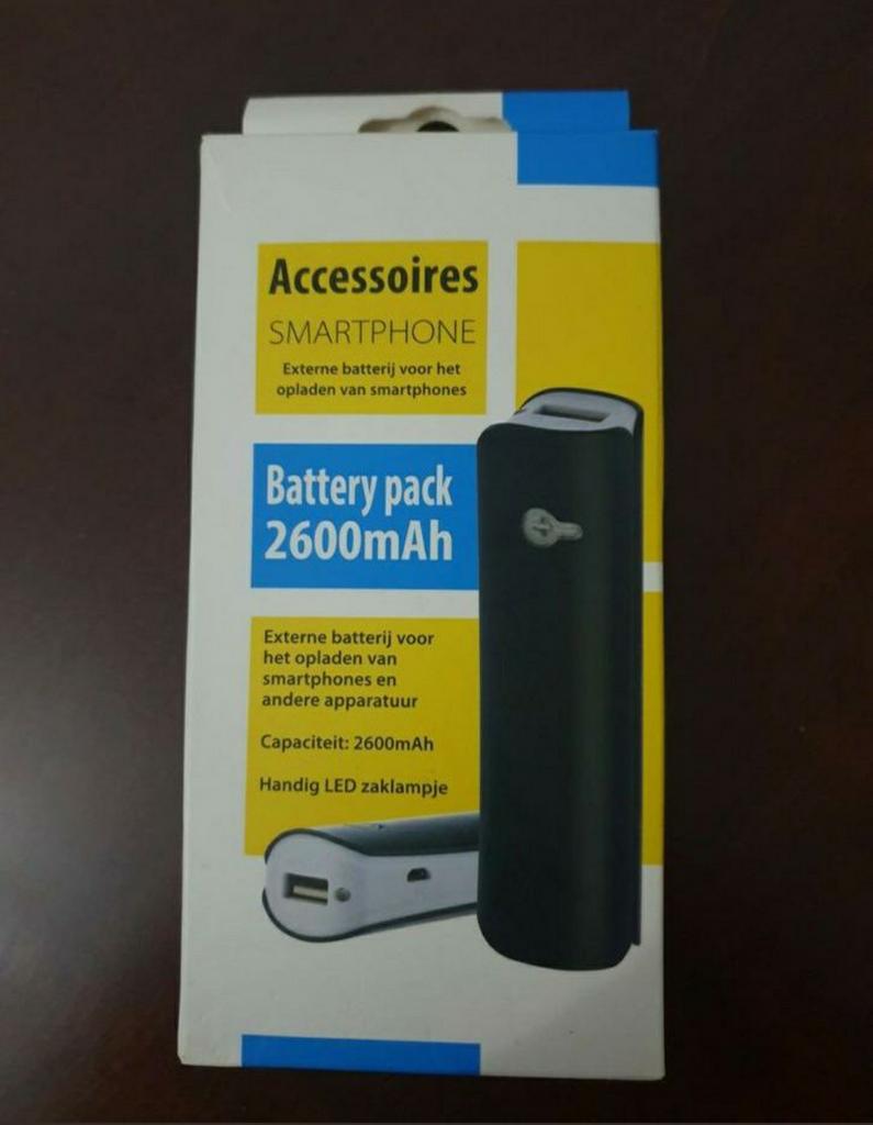 Nieuwe Powerbank 2600mAh - Ophalen in Amsterdam, Ophalen of Verzenden, Nieuw, Onbekend
