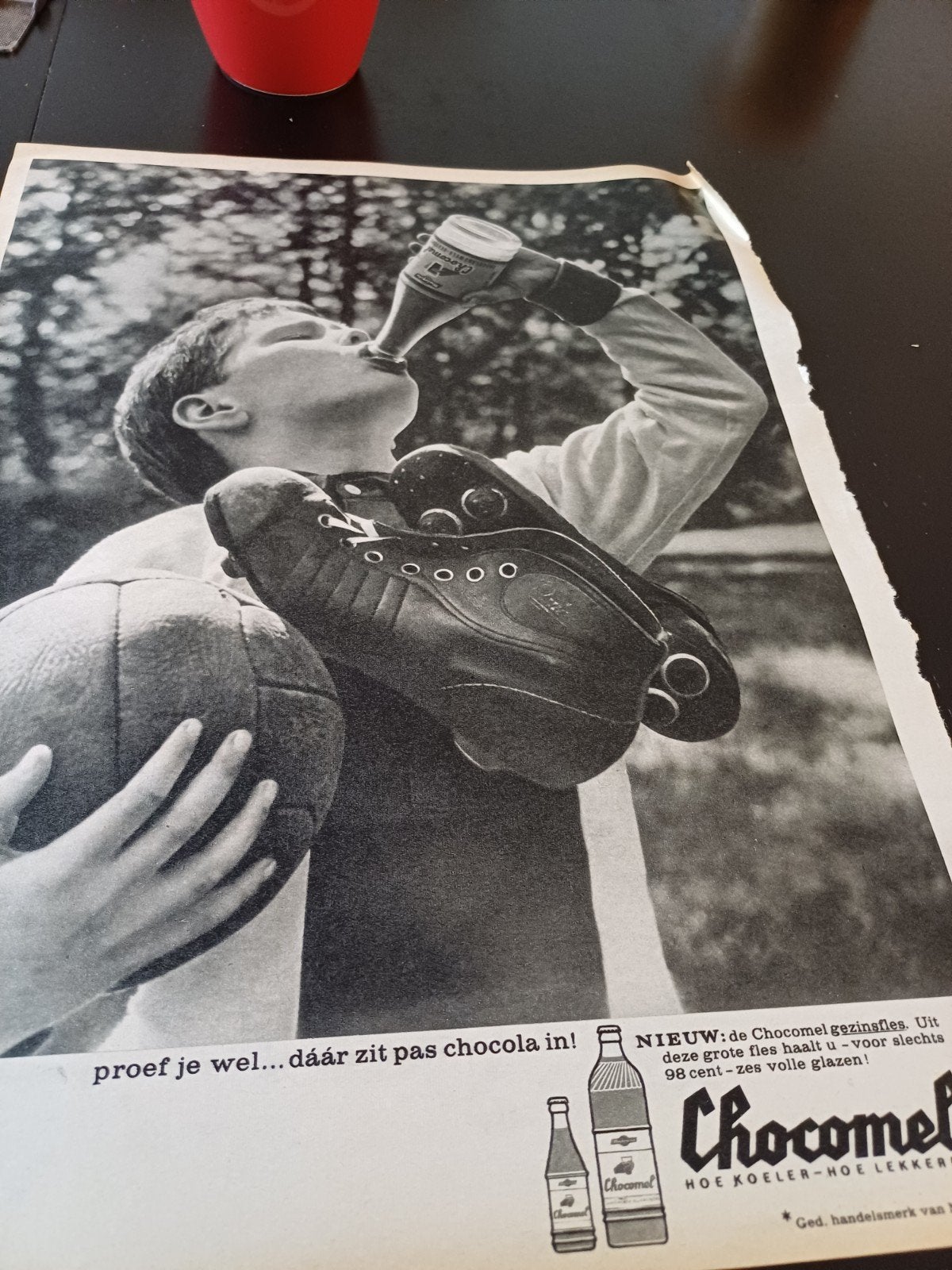paginagrote advertentie Chocomel Nutricia 1962voetbal, Verzamelen, Ophalen of Verzenden, Zo goed als nieuw, Overige typen