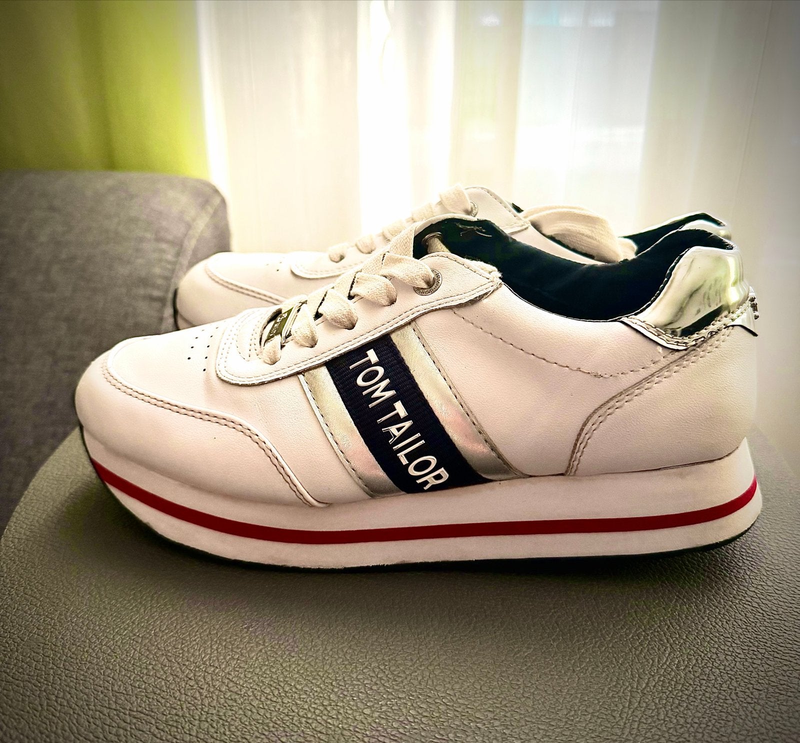 Tom Tailor sneakers maat 39, Kleding | Dames, Schoenen, Ophalen of Verzenden, Zo goed als nieuw, Wit, Sneakers of Gympen