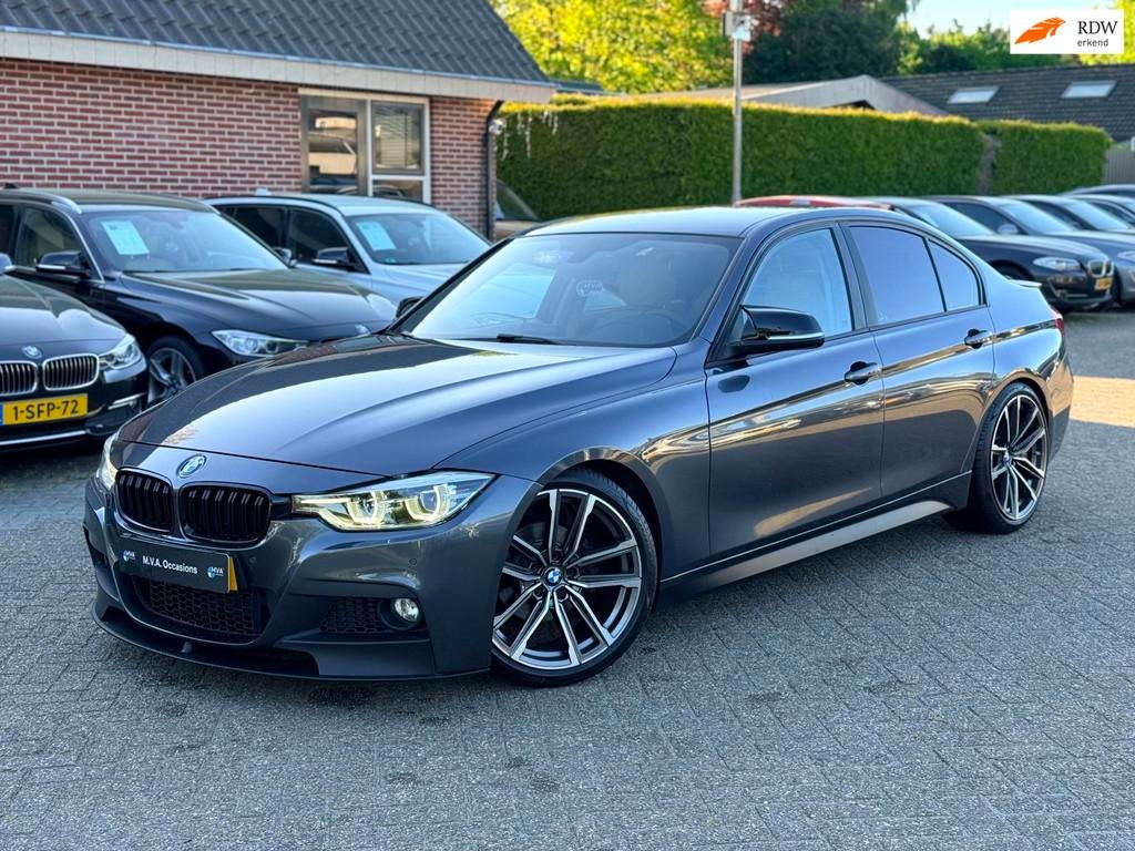 BMW 3-serie 320i Centennial High Executive M sport pakket|Lc, Auto's, BMW, 1998 cc, Achterwielaandrijving, Gebruikt, 4 cilinders