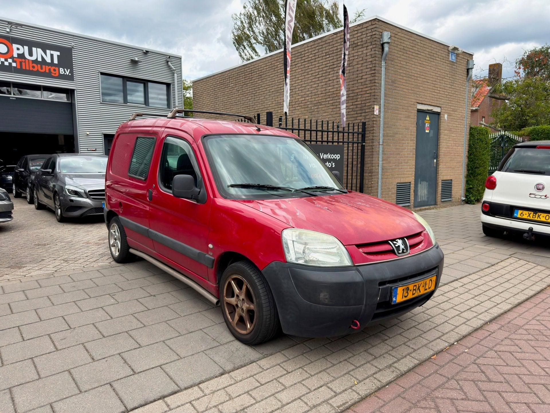 Peugeot Partner 170C 2.0 HDI Avantage Trekhaak NAP APK, Auto's, Voorwielaandrijving, Stof, Gebruikt, 4 cilinders