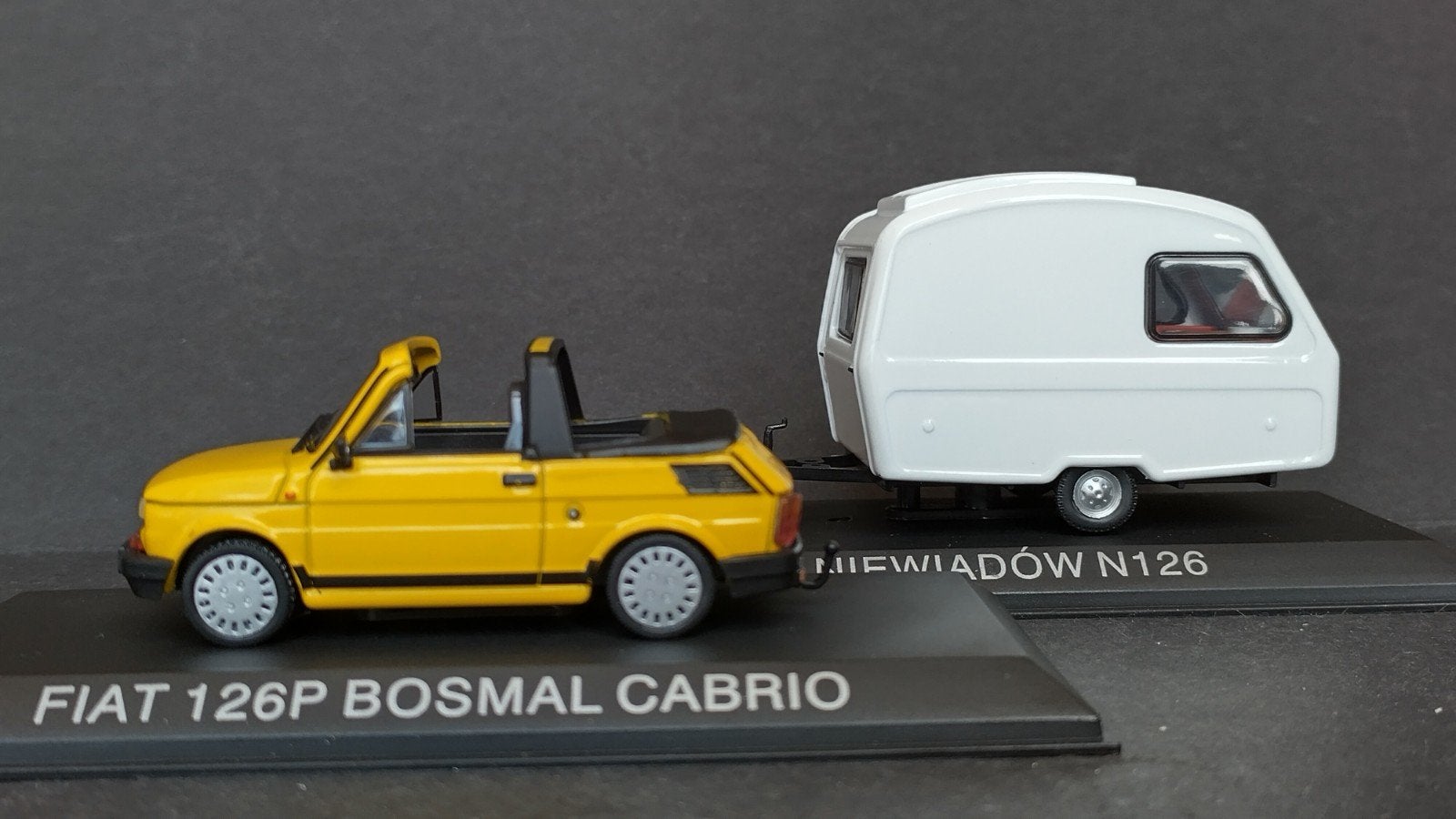 Fiat 126 p Bosmal Cabrio Niawiadow Caravan 1:43 Maluch Pol, Overige merken, Auto, Verzenden, .