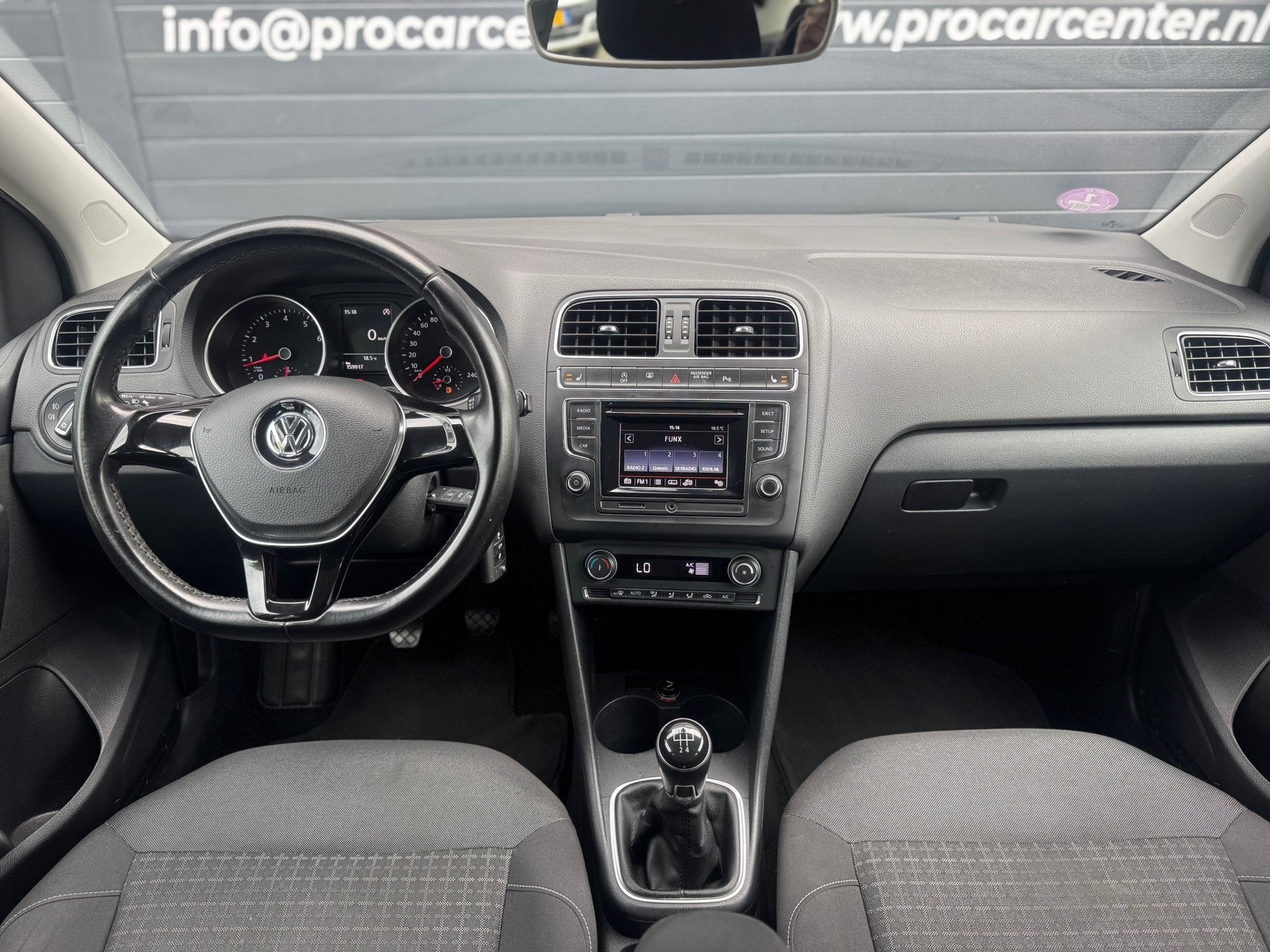 Volkswagen Polo 1.2 TSI Highline Climate | Cruise | Stoelver, Auto's, Euro 6, 4 cilinders, Zwart, Bedrijf