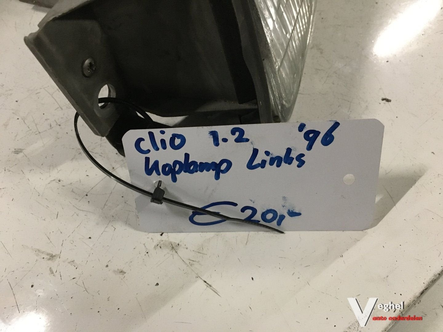 Renault Clio 1.2 1996 tot 1998  Koplamp Links