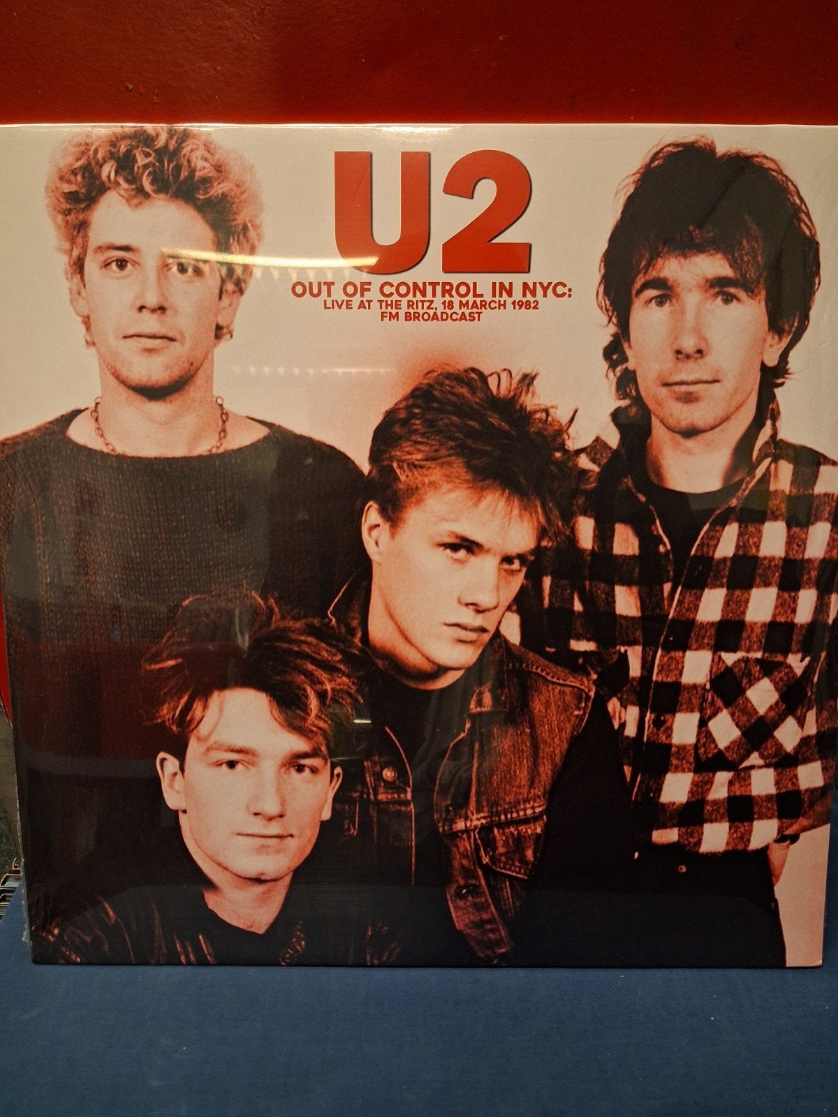 U2 - Out of Control in NYC: Live at The Ritz 1982 LP, Cd's en Dvd's, Vinyl | Pop, LP, Rock, Ophalen of Verzenden, Zo goed als nieuw