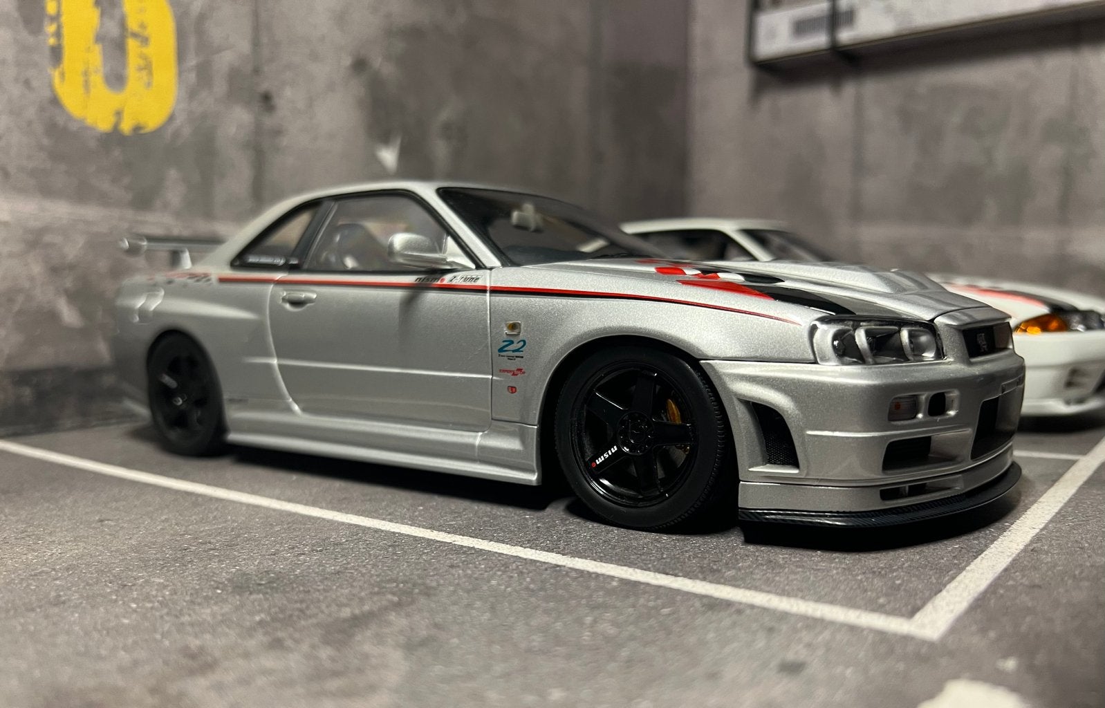Autoart Nissan Skyline R34 Nismo Z-Tune V1 zeldzaam, Ophalen of Verzenden, Zo goed als nieuw, Auto, Autoart