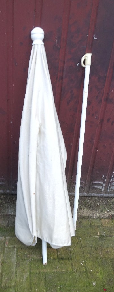 tuinparasol - 3 stuks - weg=weg prijzen, Ophalen, Gebruikt, Overige typen, 1 tot 2 meter