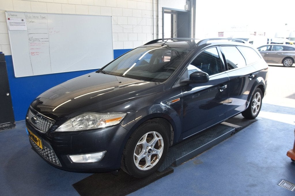 Ford Mondeo Wagon 2.0-16V Titanium Airco Pdc Nav. Trekhaak N, Auto's, Ford, Stof, Gebruikt, Zwart, Mondeo