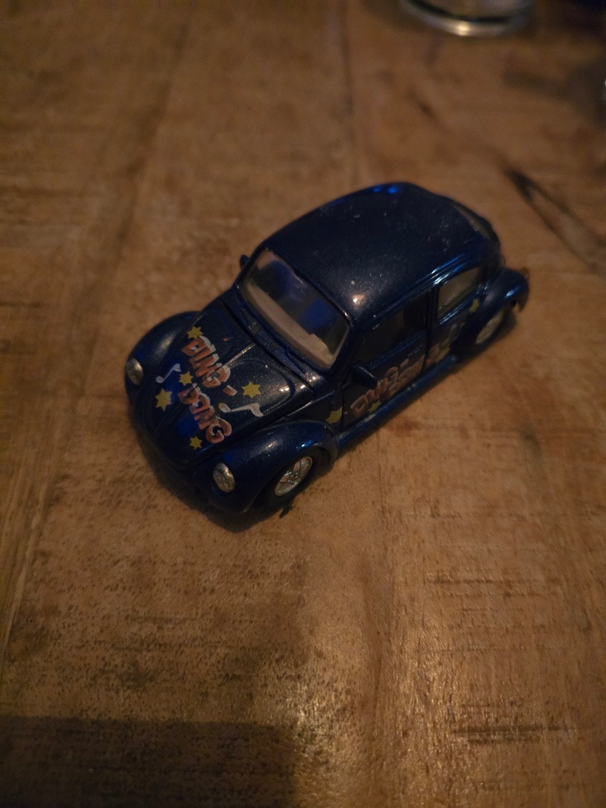Welly Volkswagen 1303 Kever 'Ding Dong' – Blauw Metallic, Ophalen of Verzenden, Welly