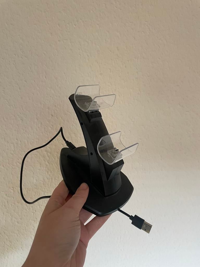PlayStation oplaadstation met kabel, Ophalen of Verzenden, Gebruikt, Voeding, Oplader of Kabel, PlayStation 4