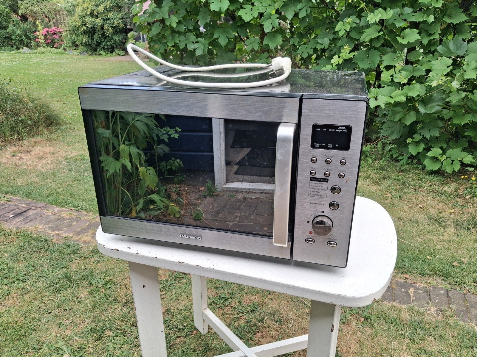 Daewoo KOC-985T BI Combimagnetron - Zilver, Ophalen
