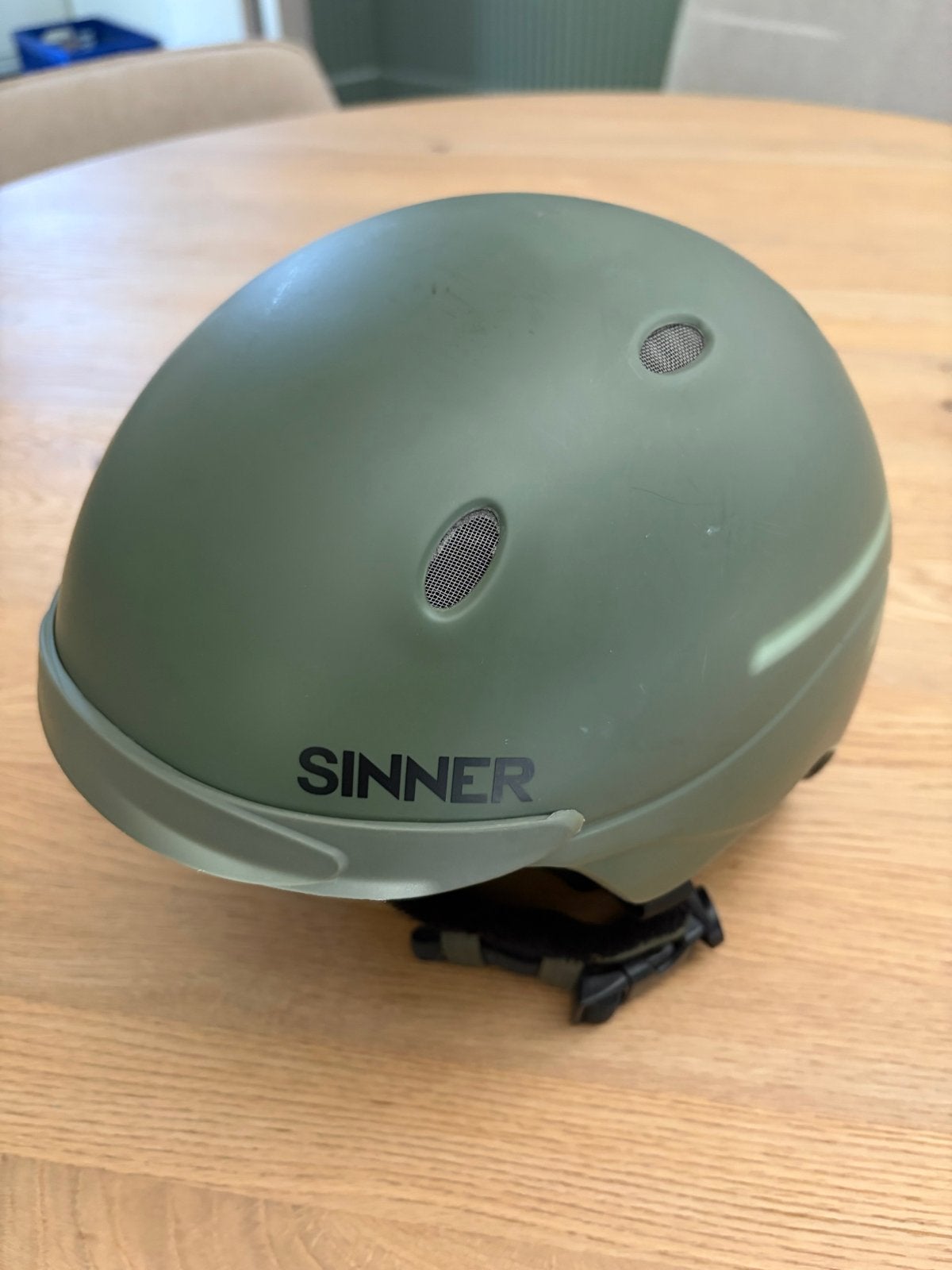 Sinner Titan skihelm - mat mosgroen - maat M, Overige merken, Gebruikt, Overige typen, Ophalen of Verzenden