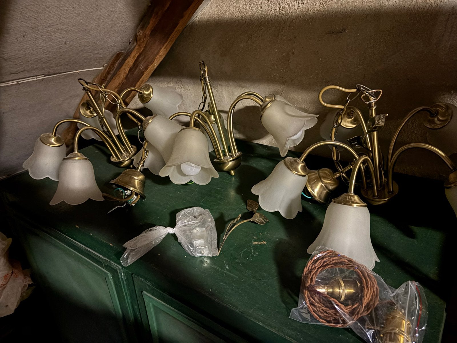 Set van 3 vintage messing lampen met glazen kappen, Ophalen