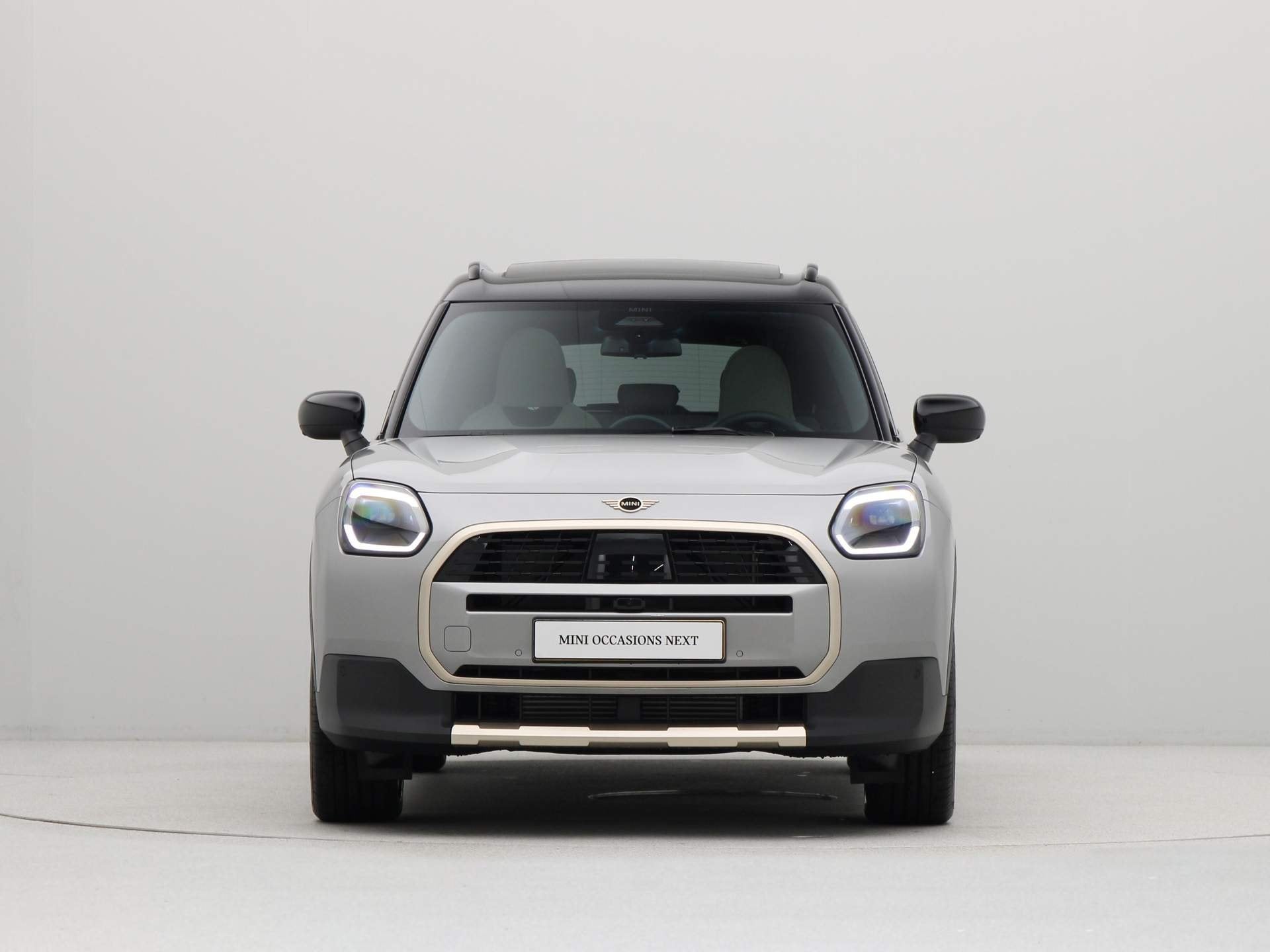 MINI Countryman C Favoured Pakket L (bj 2024, automaat), Gebruikt, Met garantie (alle), Isofix, Bedrijf