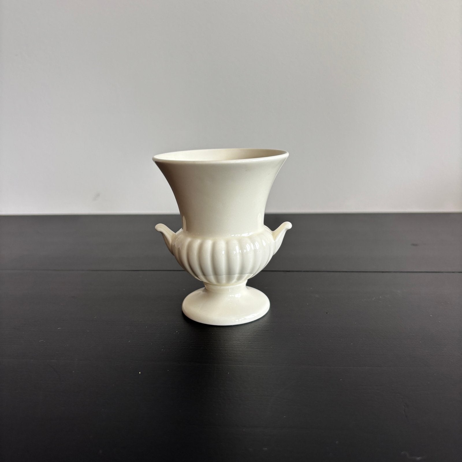 Wedgwood Edme Lepelvaasje - Crèmekleurig Servies, Ophalen of Verzenden
