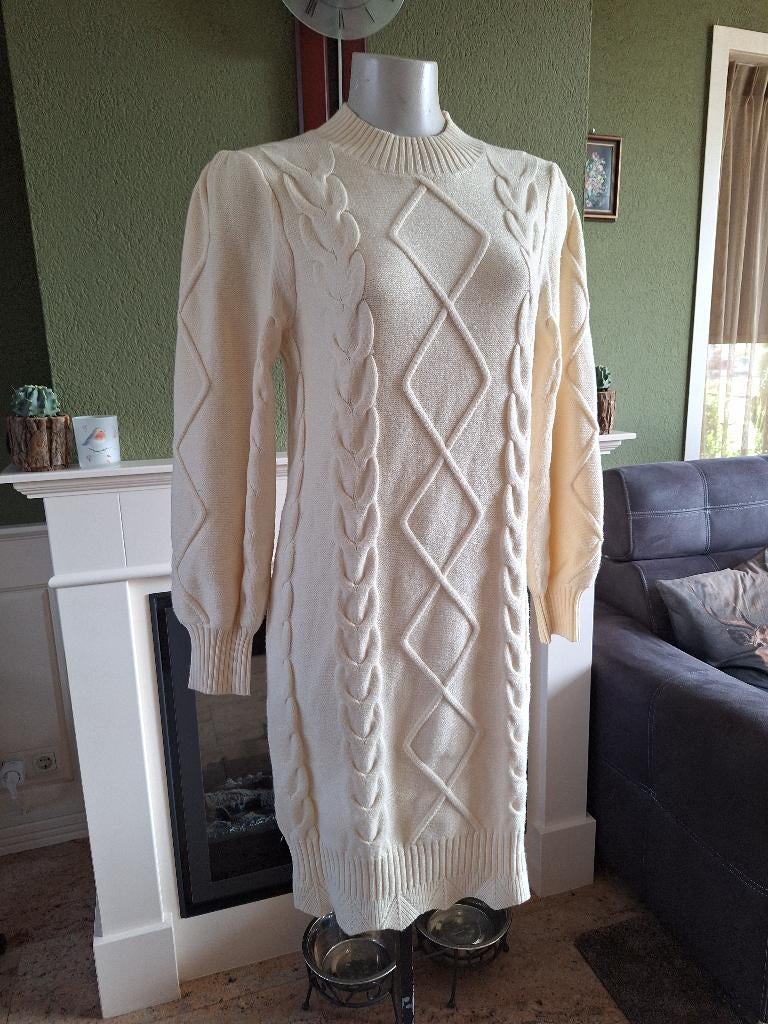 K-design crème jurk trui kabel crème mt 2 XXL, Kleding | Dames, K-design, Wit, Maat 46/48 (XL) of groter, Ophalen of Verzenden