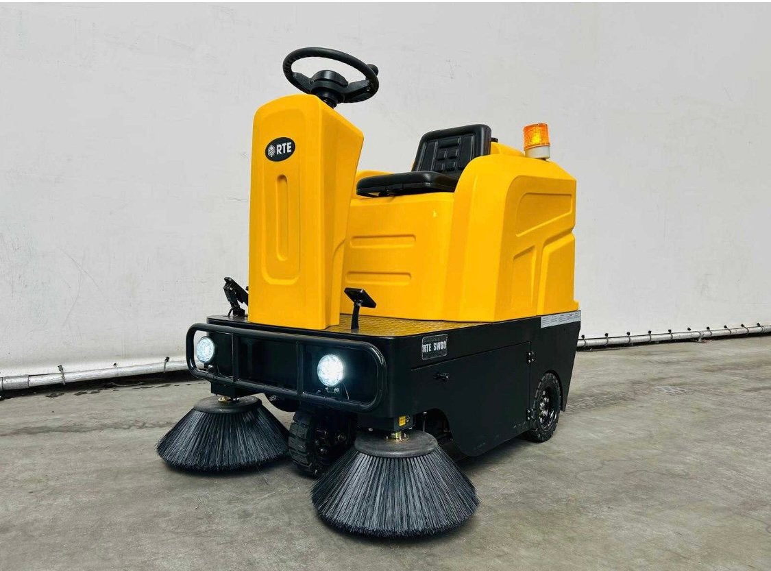 Nieuwe veegmachine, Ophalen, Nieuw