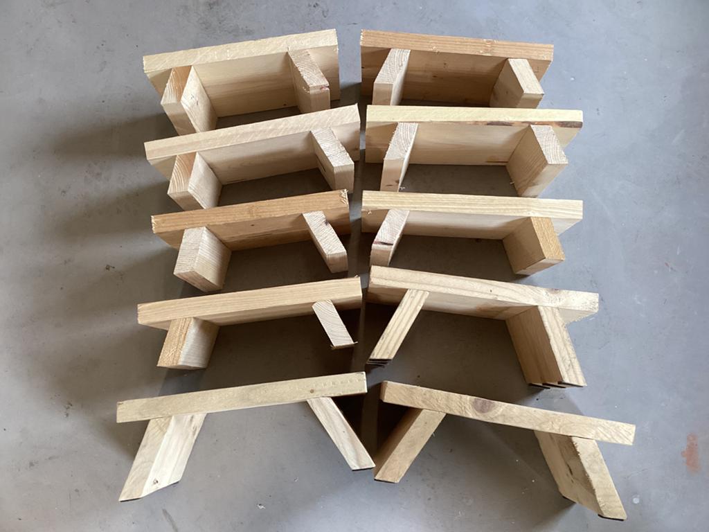 Vensterbank bankjes/ verhogingstafeltjes, Huis en Inrichting, Ophalen of Verzenden, Nieuw, Hout