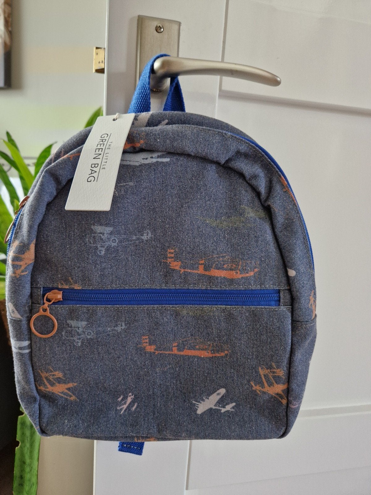 Nieuwe schooltas/rugzak voor groep 1-2 vliegtuigjes blauw, Sieraden, Tassen en Uiterlijk, Minder dan 30 cm, Nieuw, Minder dan 25 cm