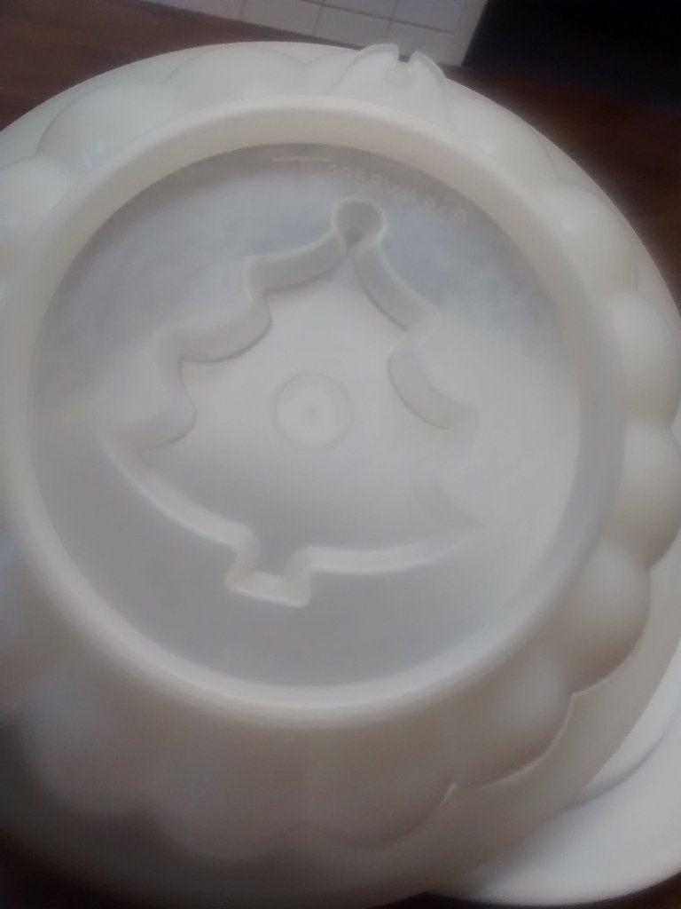 Tupperware puddingvorm kerstboom, Huis en Inrichting, Wit, Overige typen, Ophalen of Verzenden, Zo goed als nieuw