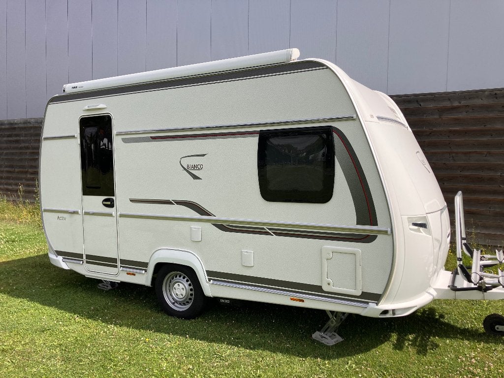 Caravan Fendt Bianco 390 FHS 2022, Frans bed, Treinzit, Tot en met 3, Particulier