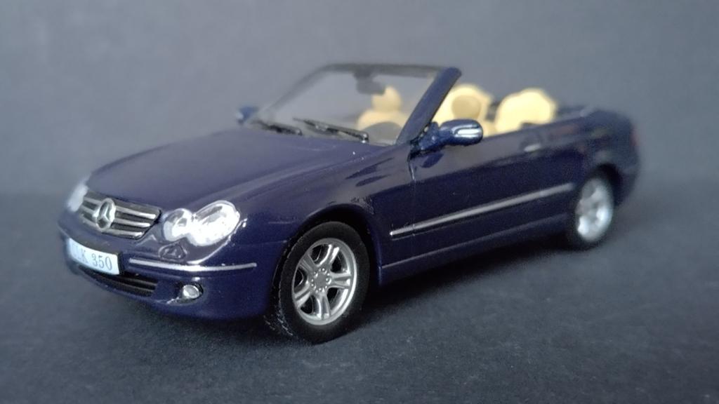 Mercedes Benz ClK 350 Cabrio 1:43 Eaglemoss Pol, Hobby en Vrije tijd, Overige merken, Auto, Verzenden, .