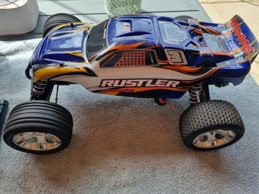 Traxxas Rustler 2wd, Hobby en Vrije tijd, Ophalen of Verzenden