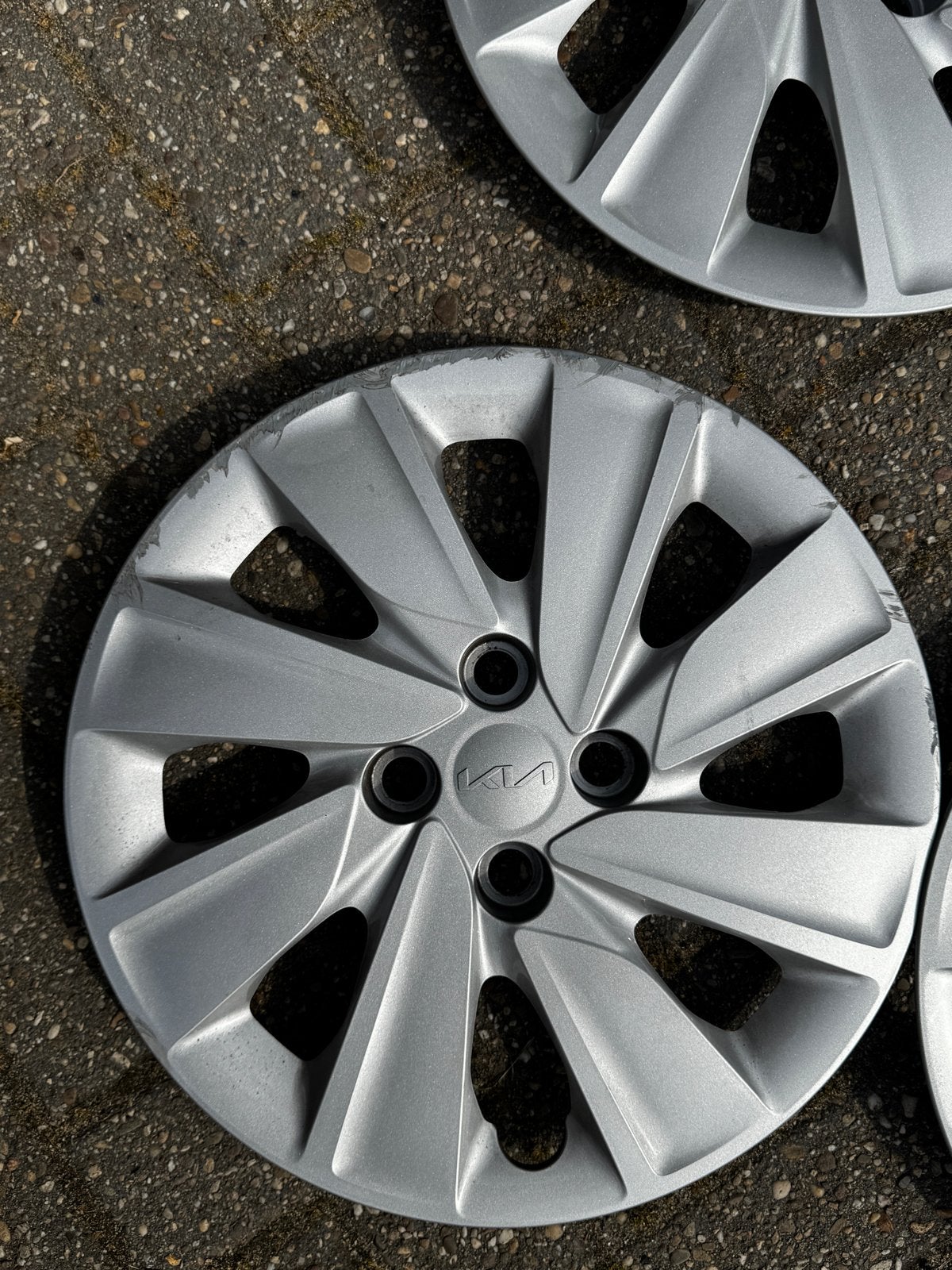 Kia Stonic wieldoppen 15 inch (set van 4), Ophalen, Gebruikt