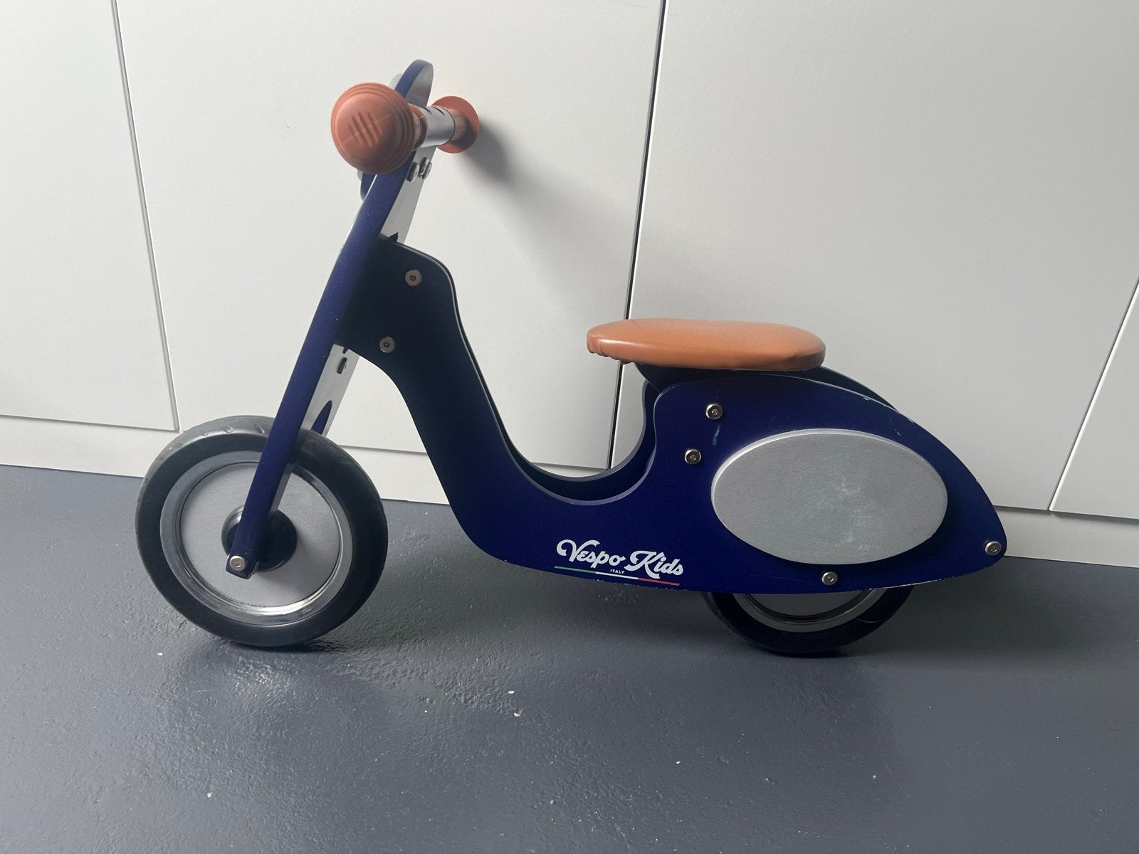 Vespa Kids loopfiets - Blauw houten scooter, Ophalen, Gebruikt