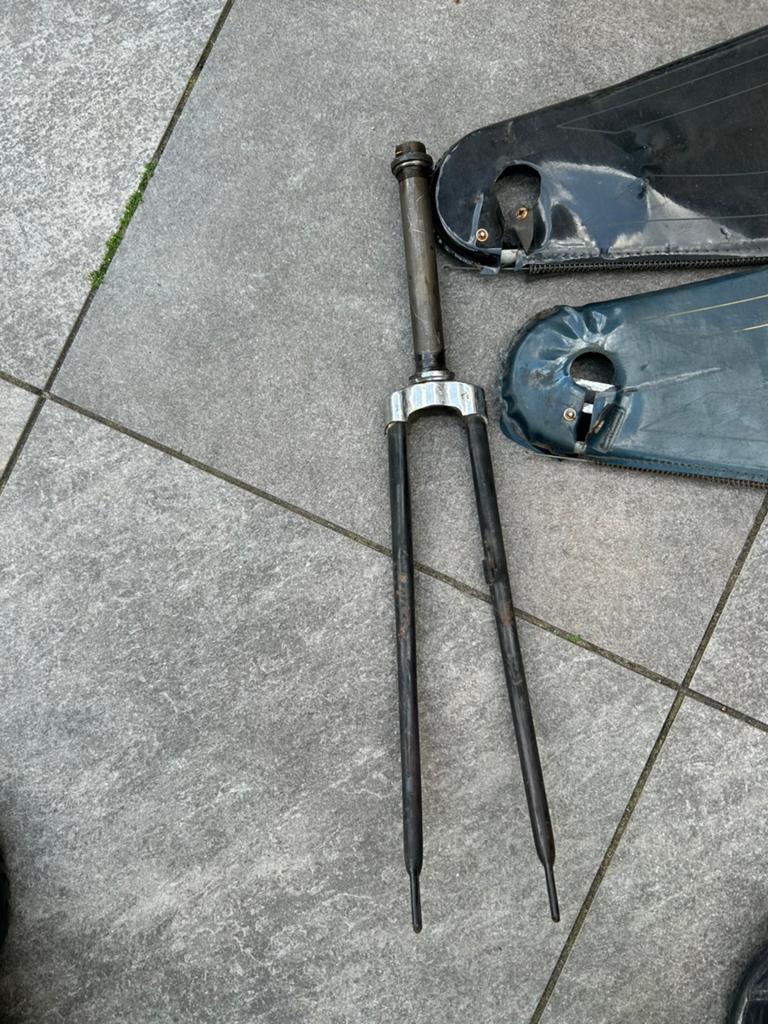 Gazelle voorvork 28 inch 2x kettingkast linnen 26 inch, Fietsen en Brommers, Fietsonderdelen, Gebruikt, Staal, Ophalen of Verzenden